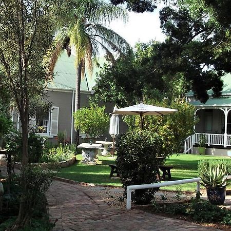 Housemartin Lodge & Self Catering De Rust Екстериор снимка